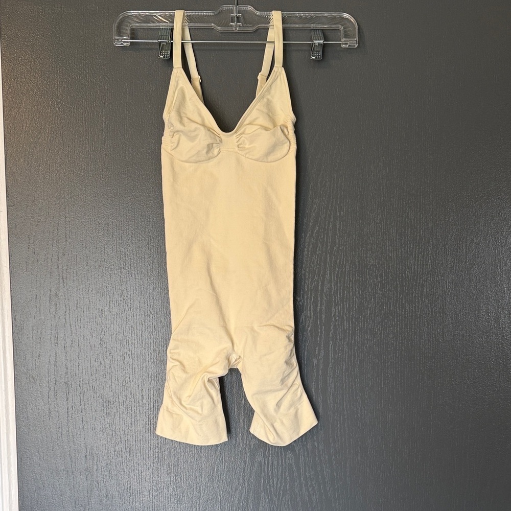 HALARA Light Beige Sculpting Bodysuit with Adjustable Straps